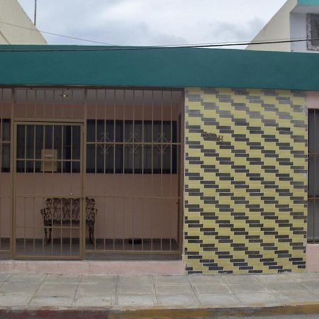 Casa 3 Torres En El Barrio Santiago, Centro. Villa Merida Exterior photo